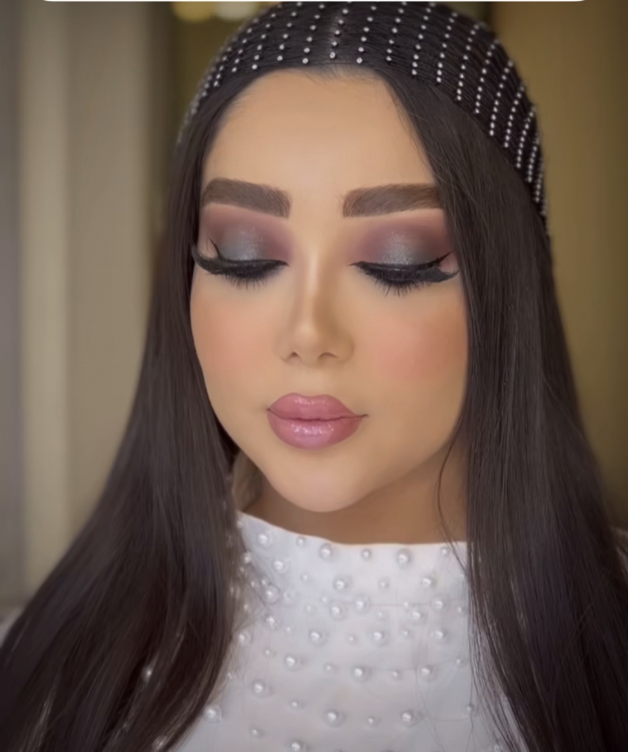 میکاپ آرتیست دانش