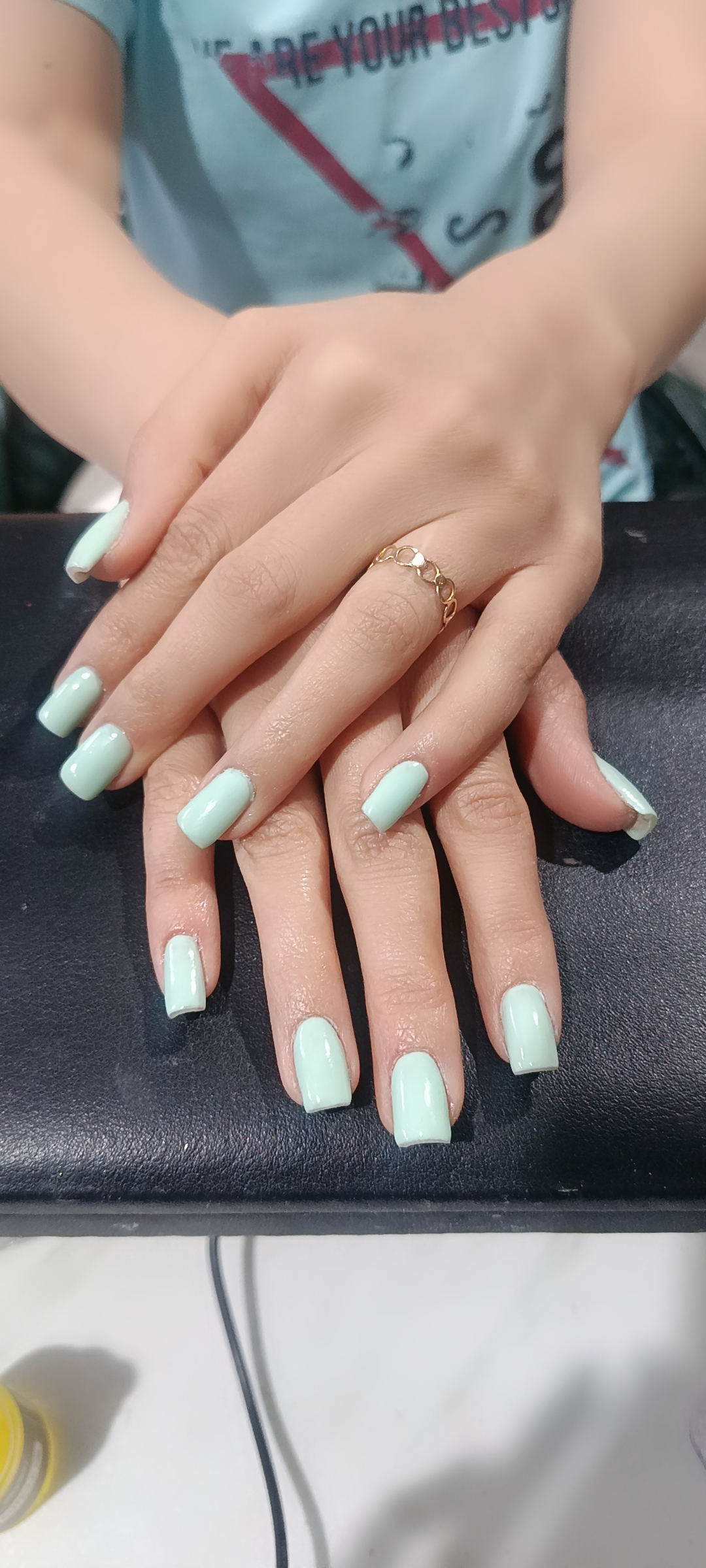 خدمات تخصصی ناخن عادله