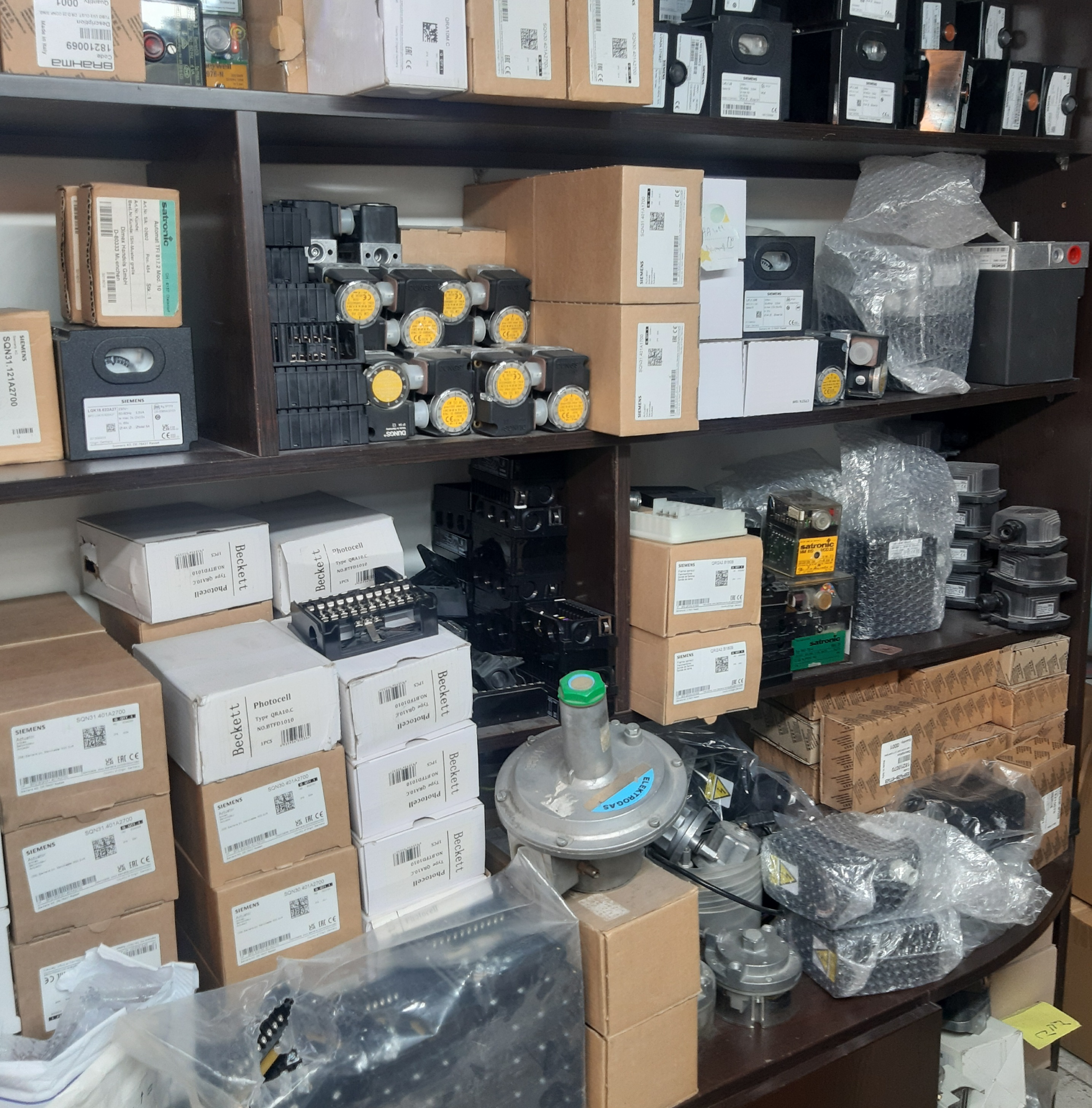 تاسیسات آقائی