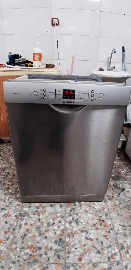 تعمیرات لباسشویی و ظرفشویی والا سرویس