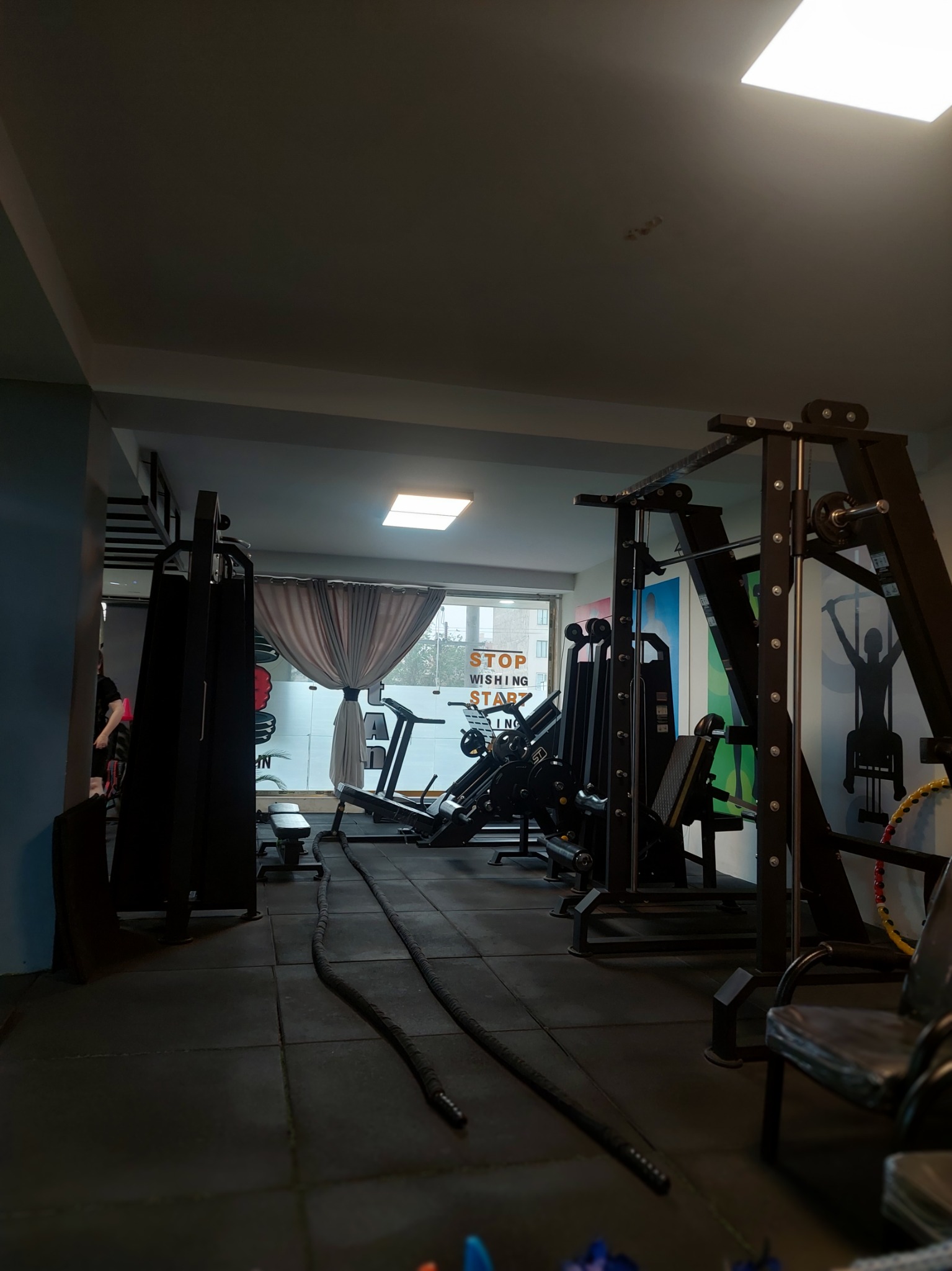 باشگاه تخصصی ems تیتان