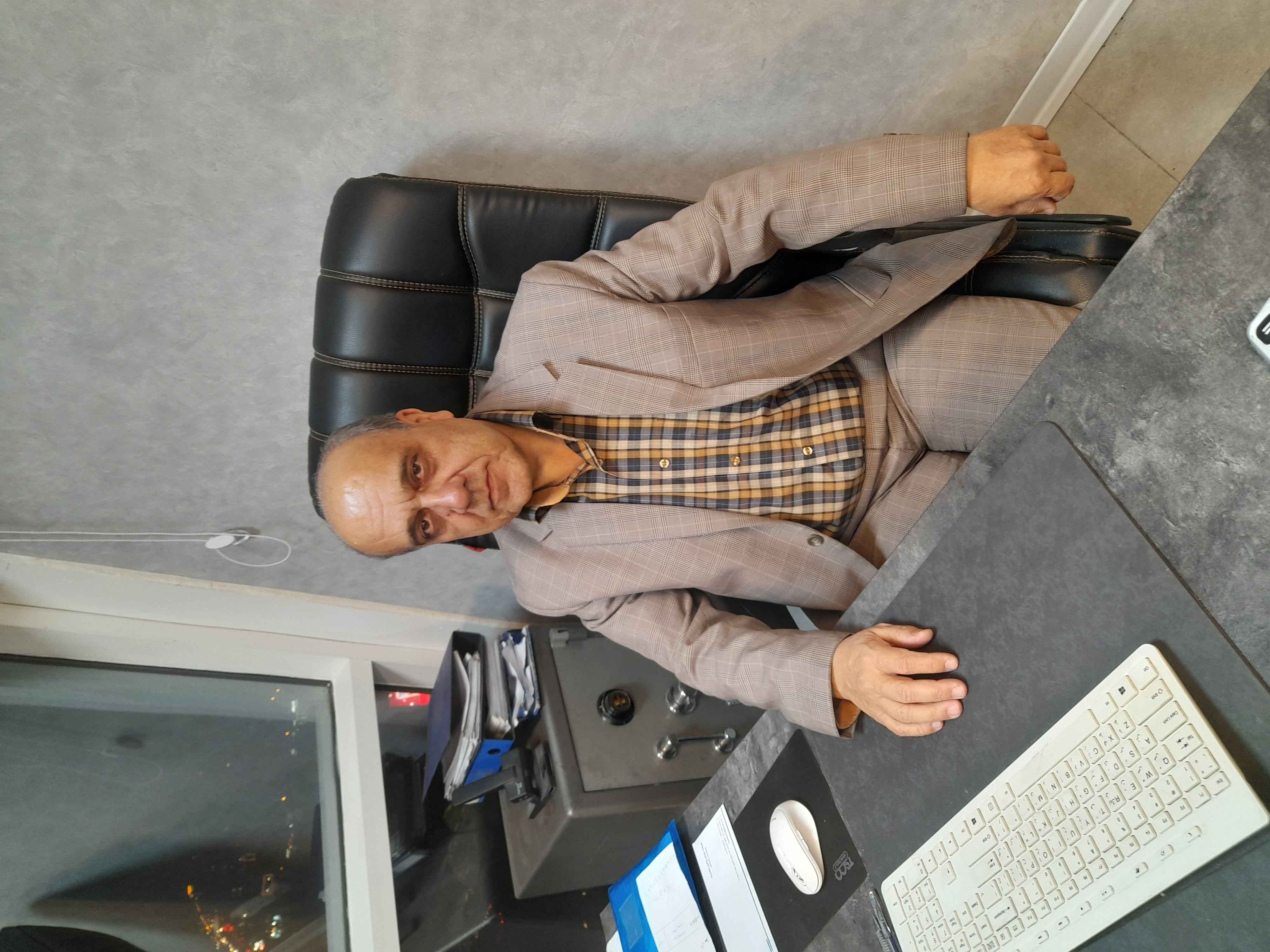 مشاور مالی و مالیاتی مهندس حقدوست