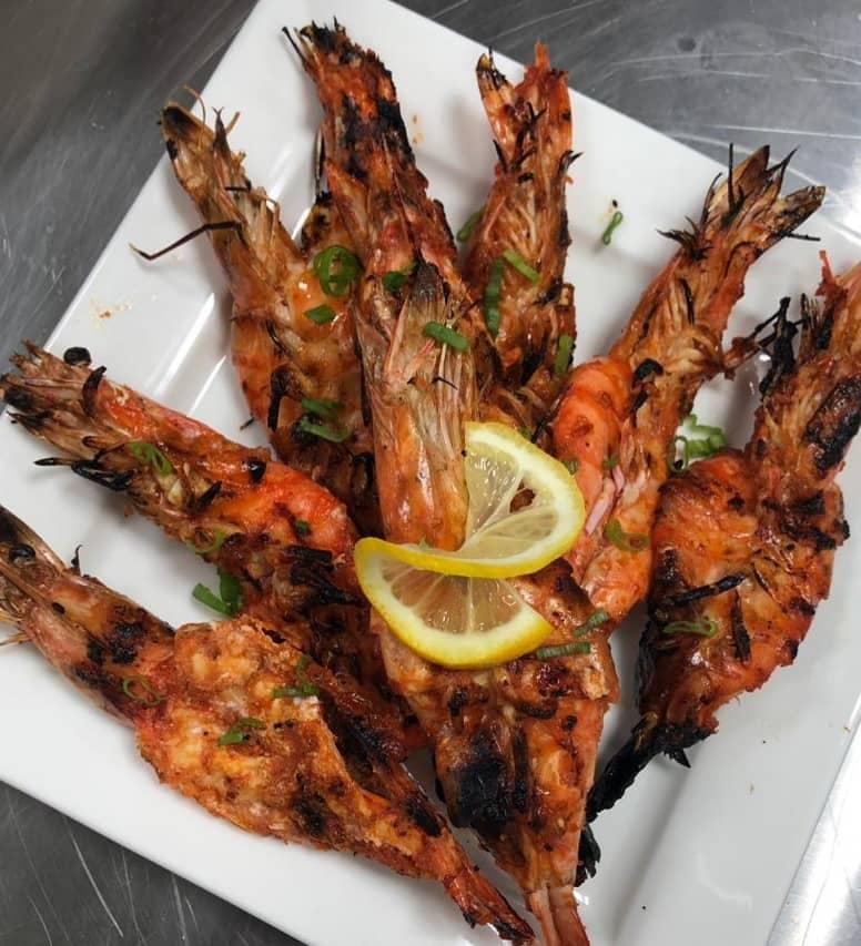 اشپزخانه و بیرونبر گل یاس