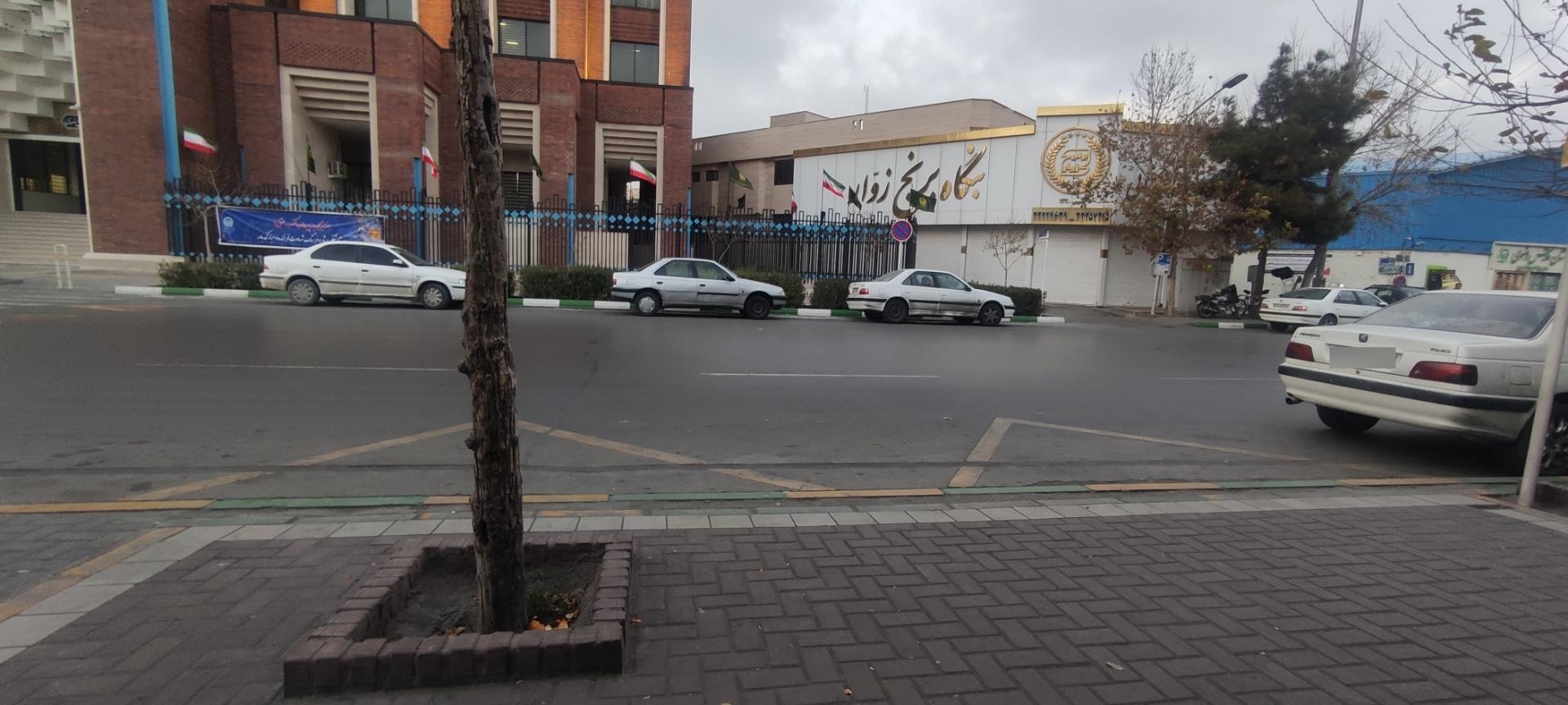 ایستگاه اتوبوس آیت الله عبادی 38