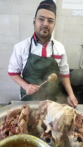طباخی خداپرست