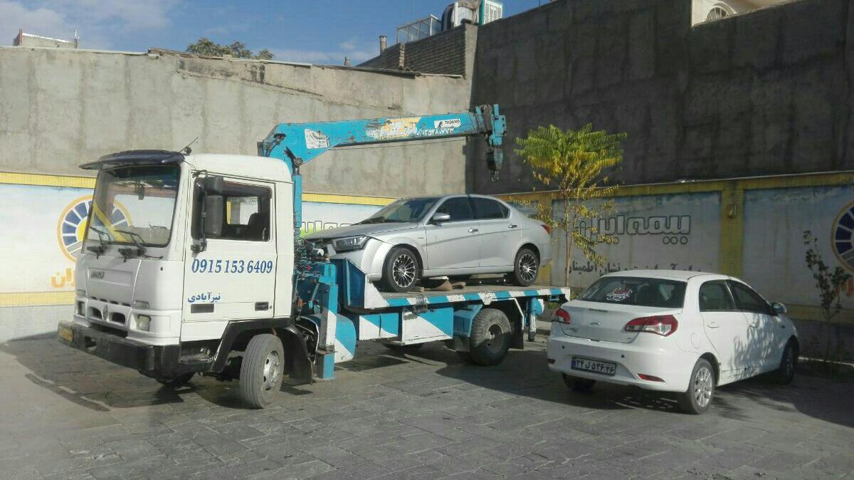 جرثقیل خاور