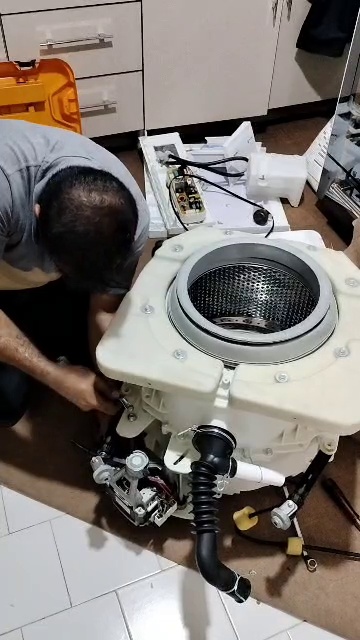 تعمیرات تخصصی لوازم خانگی ترابی (تضمینی)