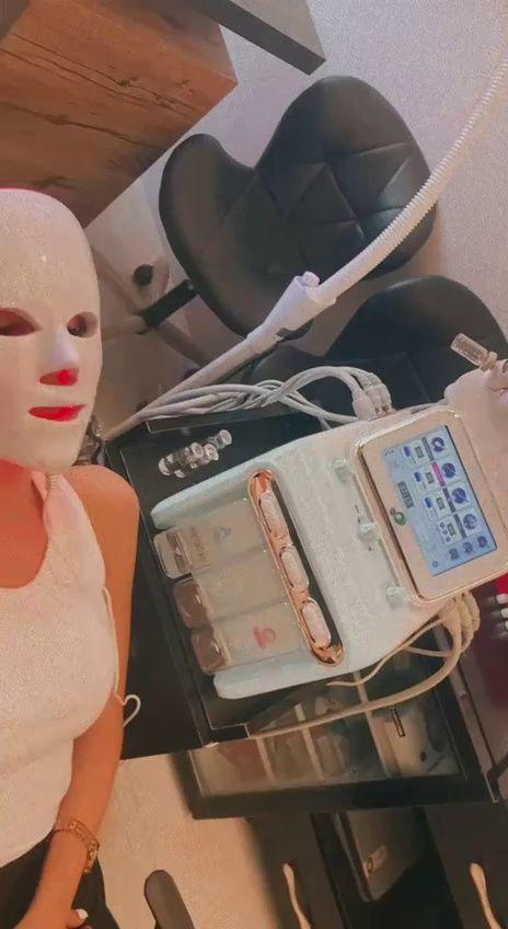 کلینیک زیبایی پوست مو لیزر فاطیما آذرنوش