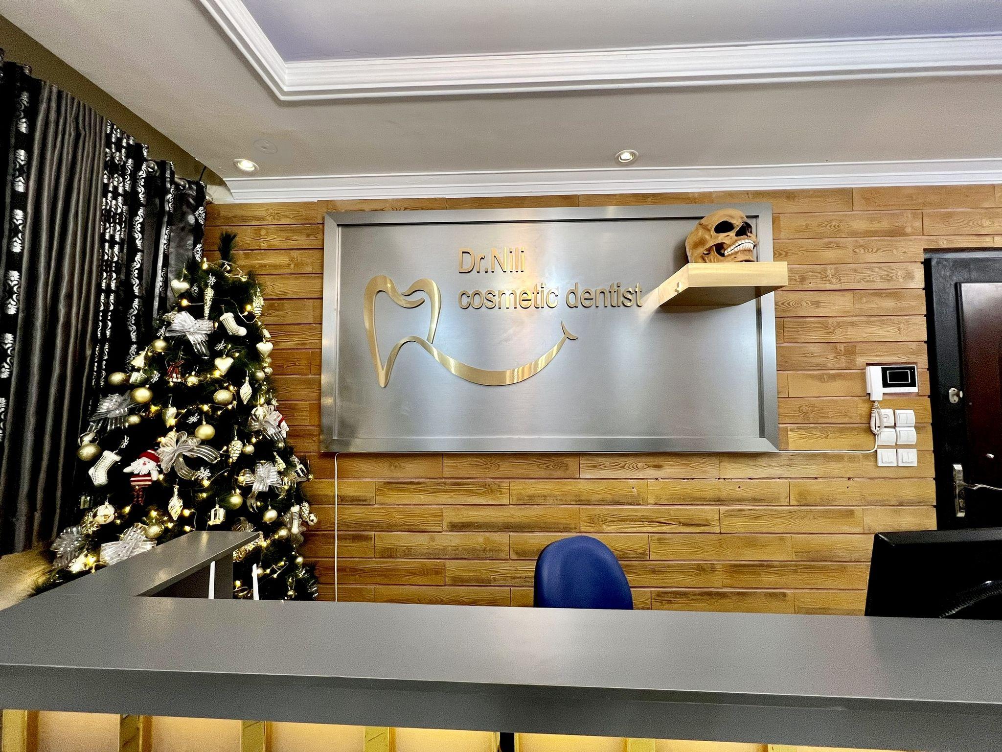 دندانپزشکی تخصصی دکتر نیلی