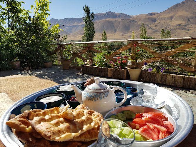 مجموعه توریستی اقامتگاهی متا