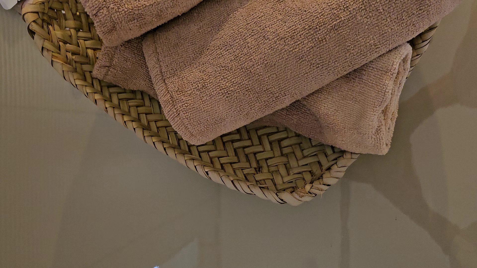 ماساژ فیشال و هد اسپای تاج محل