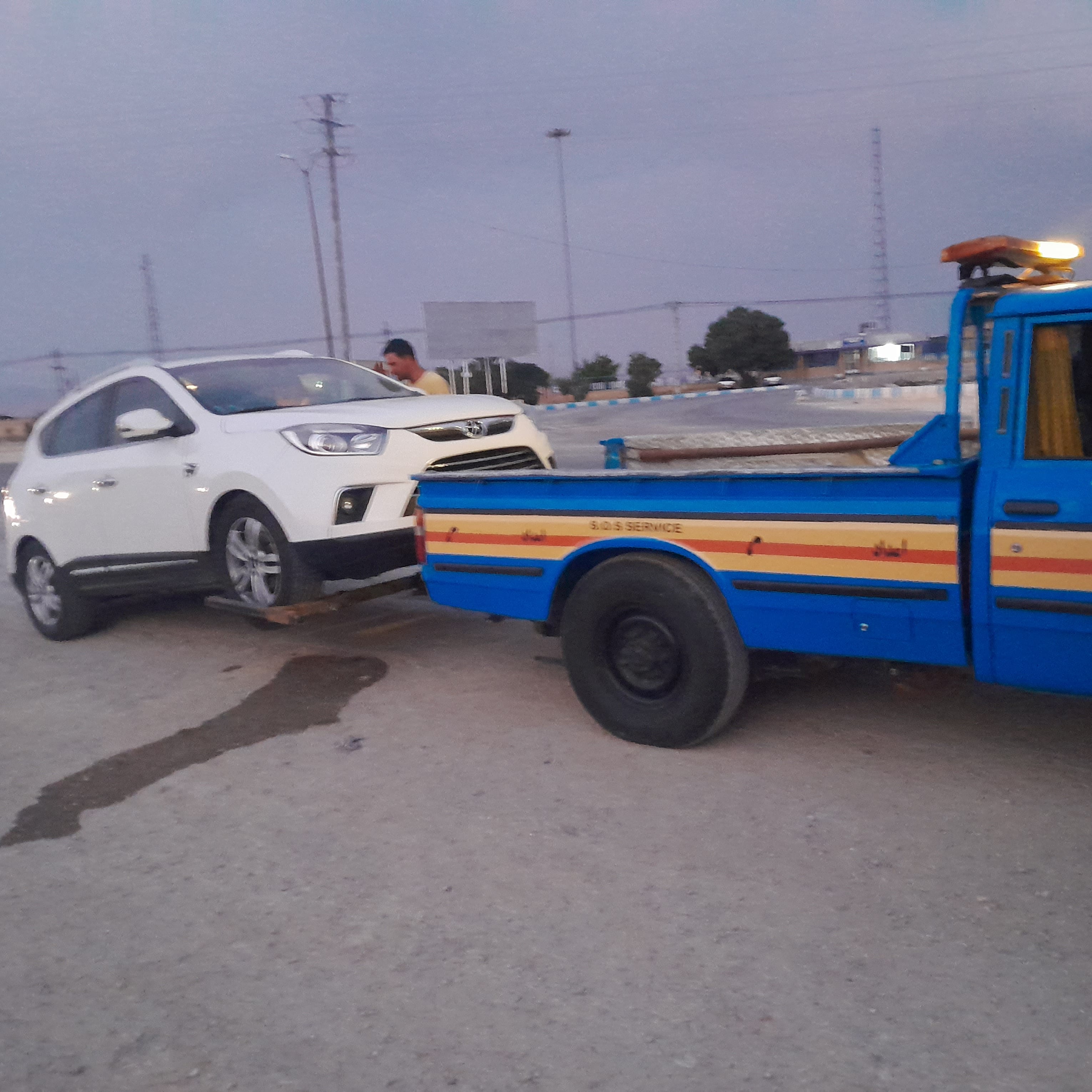 امدادخودرو یدک کش بیرامی در رزن، آوج، قروه