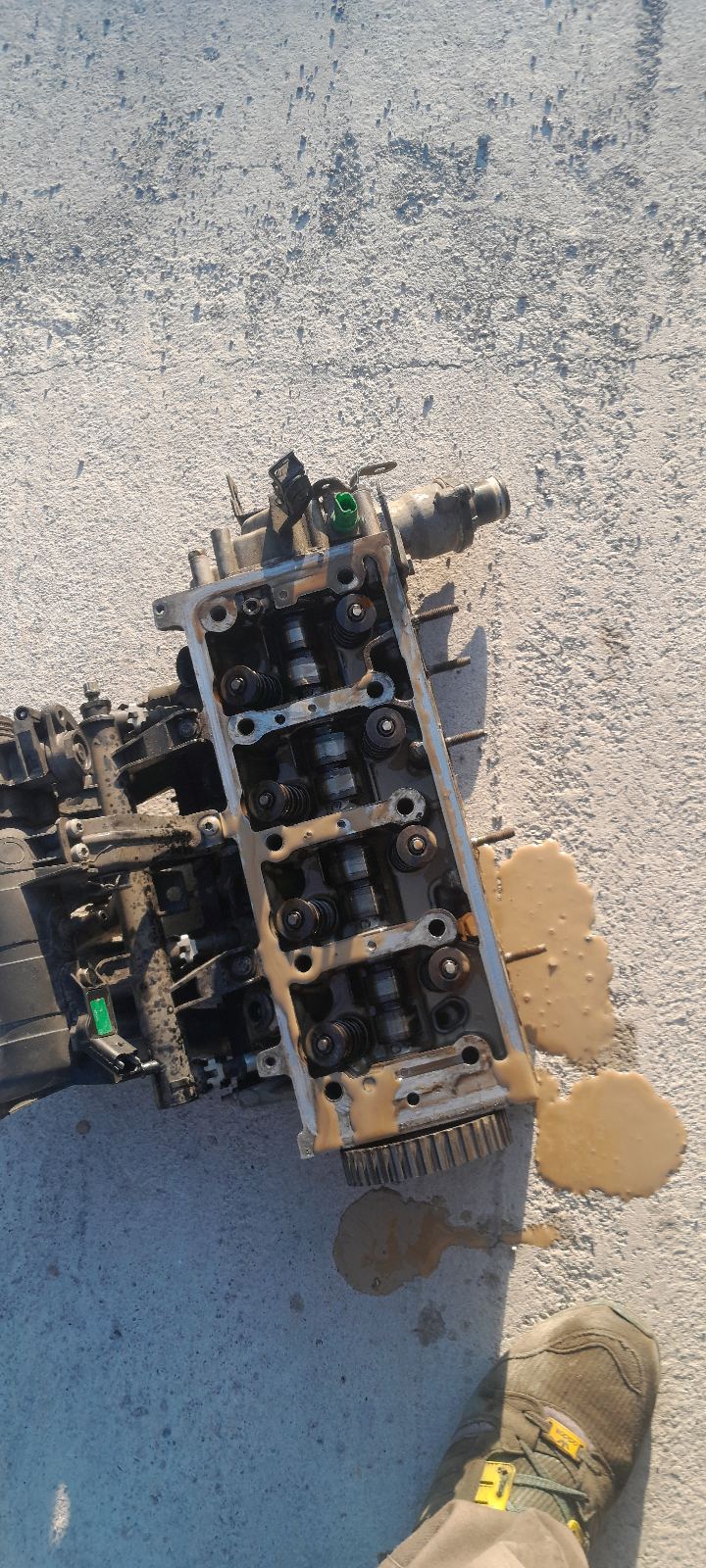 مکانیکی تعمیرات گیربکس جوان