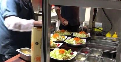 کافه رستوران دورهمی امامزاده حسن