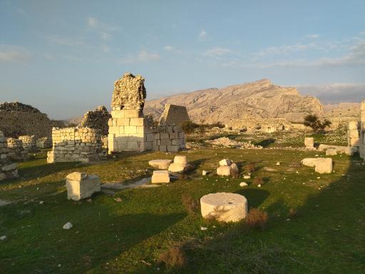 مسجد تاریخی بیشاپور