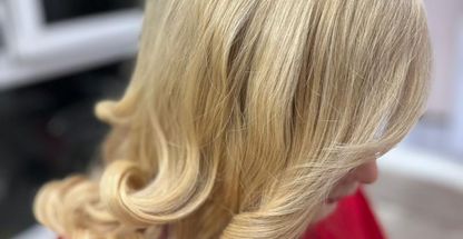 خدمات تخصصی رنگ و  لایت و  کراتین دیبا