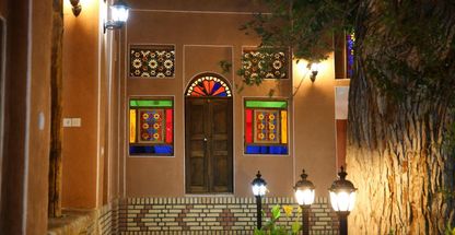 اقامتگاه بوم گردی نخجیر نراق