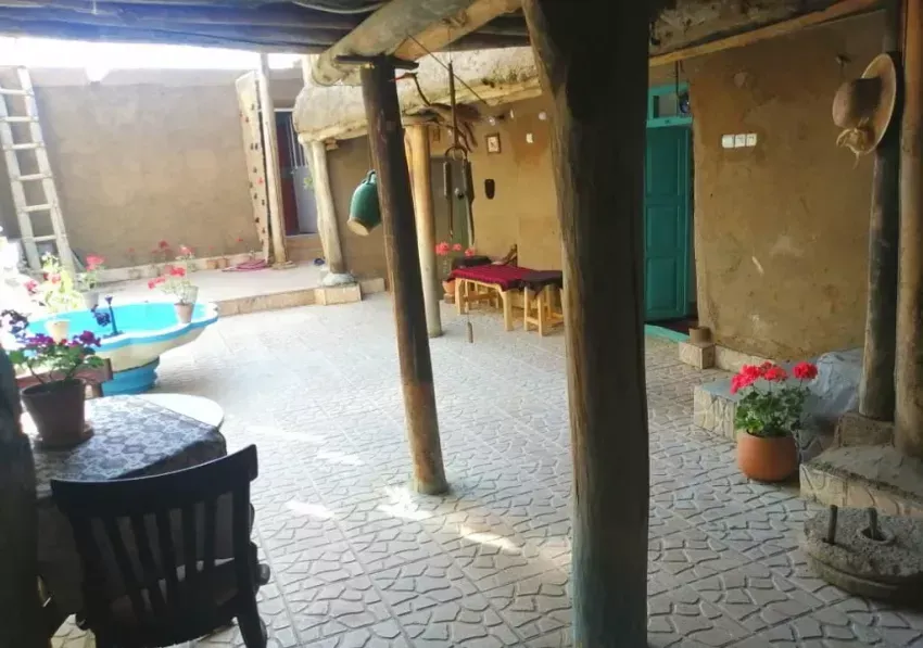 اقامتگاه بوم گردی داربوم همدان