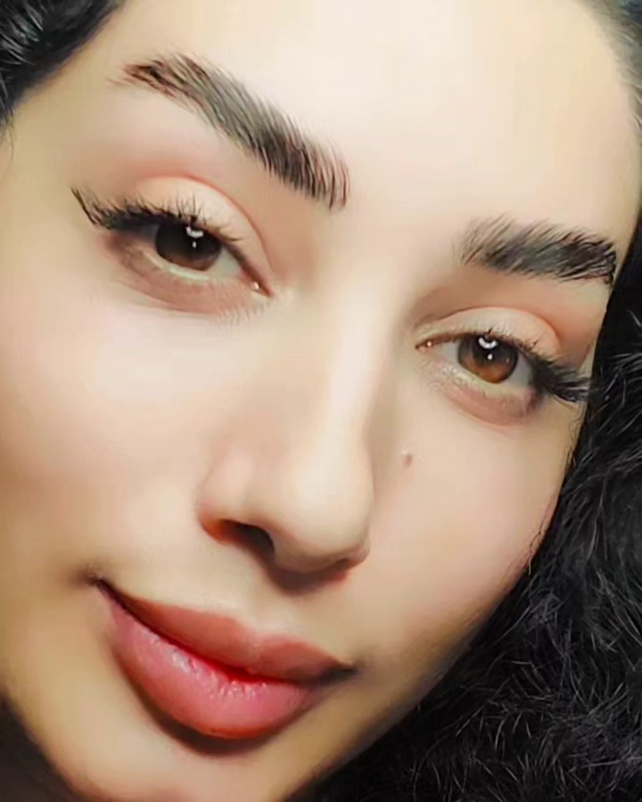 اکستنشن مژه سایه