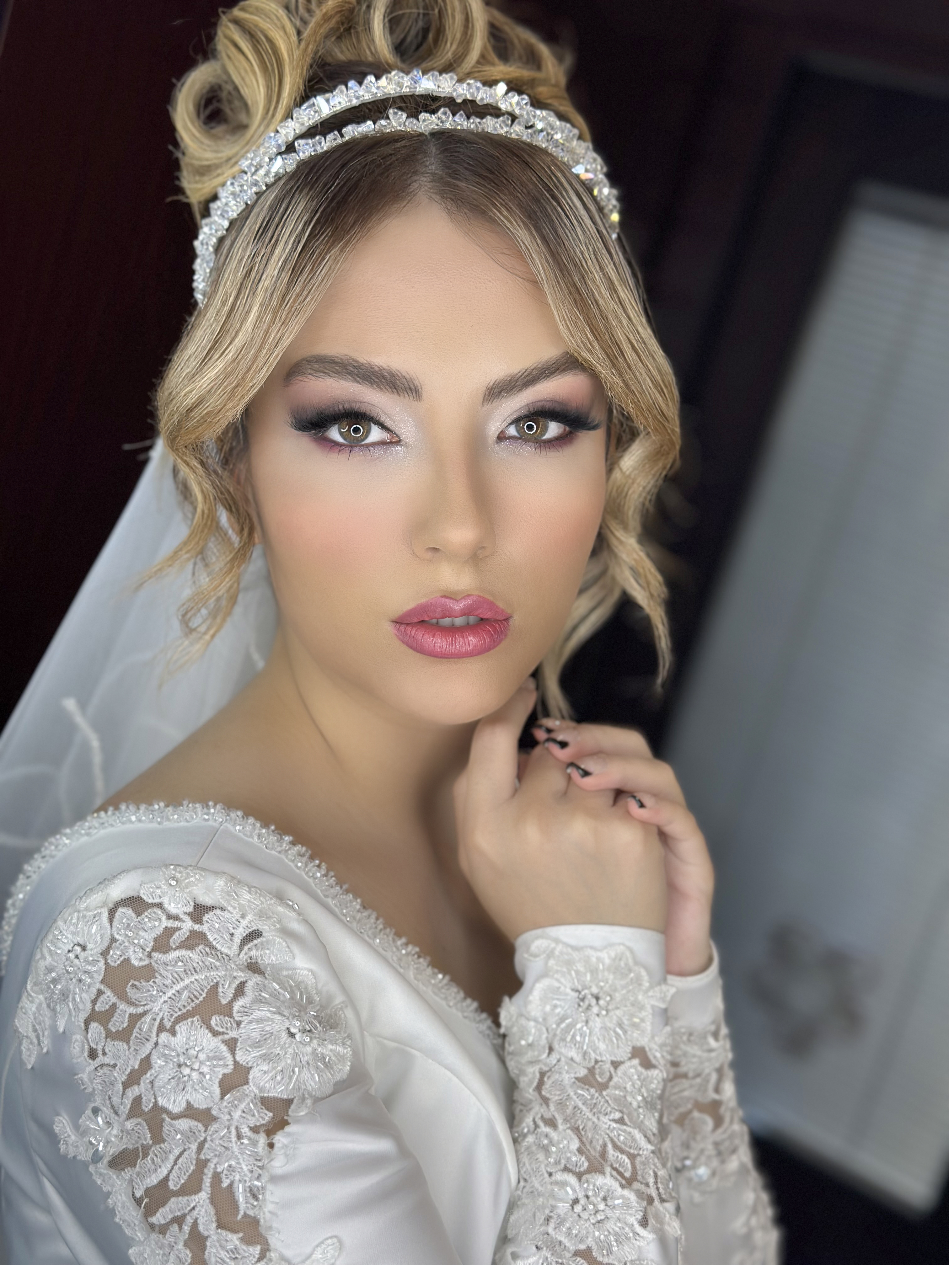 سالن زیبایی کاج شهریار