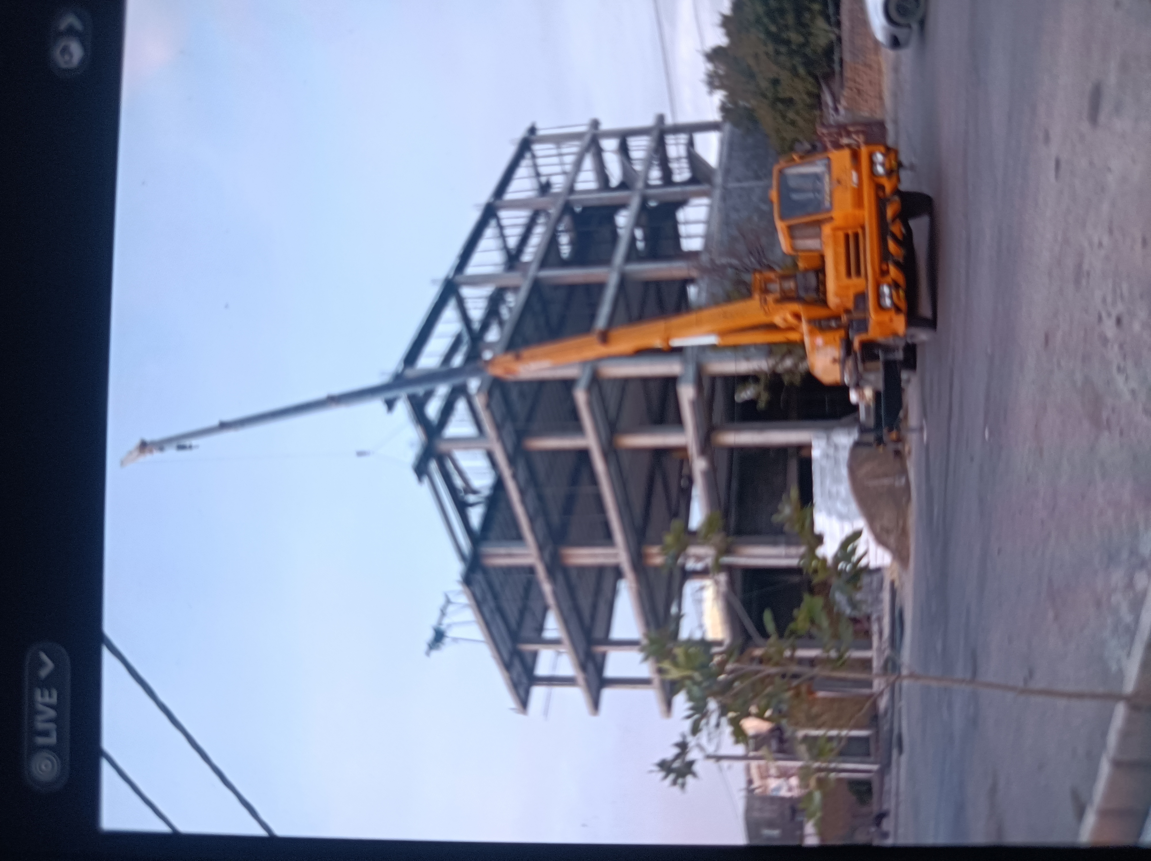 جرثقیل سعید میرزایی