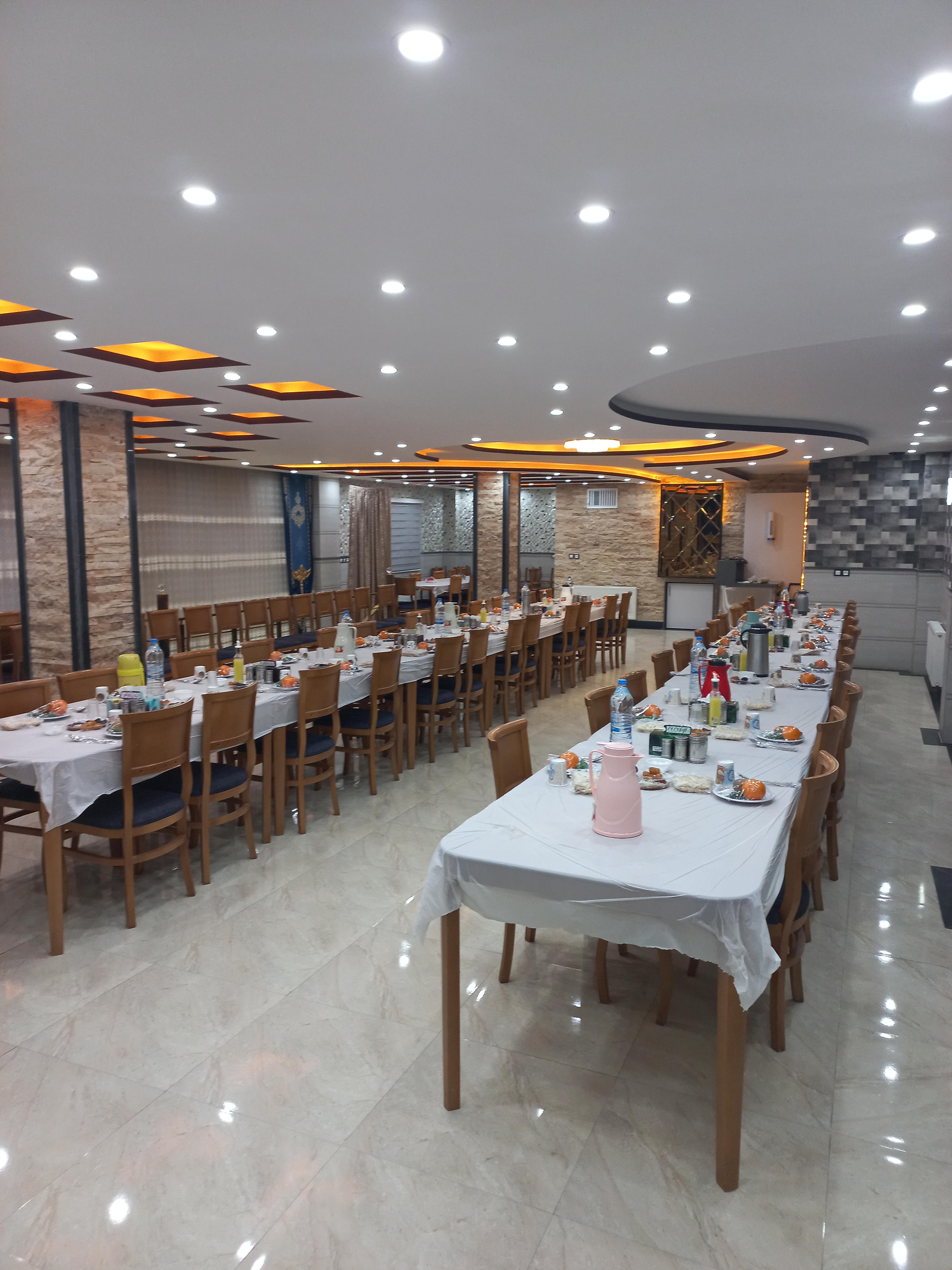 رستوران دلپذیر