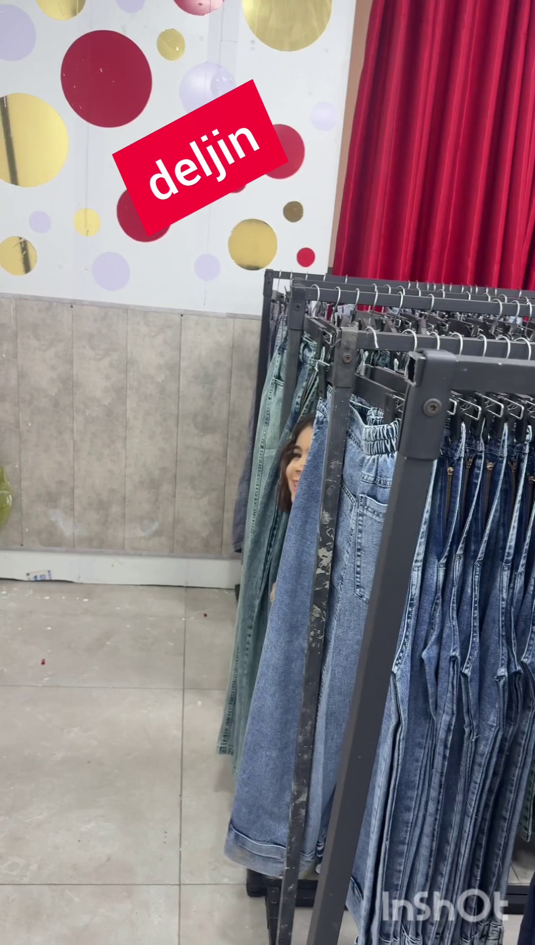 تولید انواع کت و شلوار جین زنانه دلجین