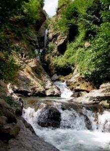 آبشار سیاسرت (سیاسورت)