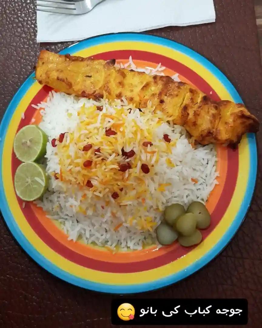 رستوران کی بانو