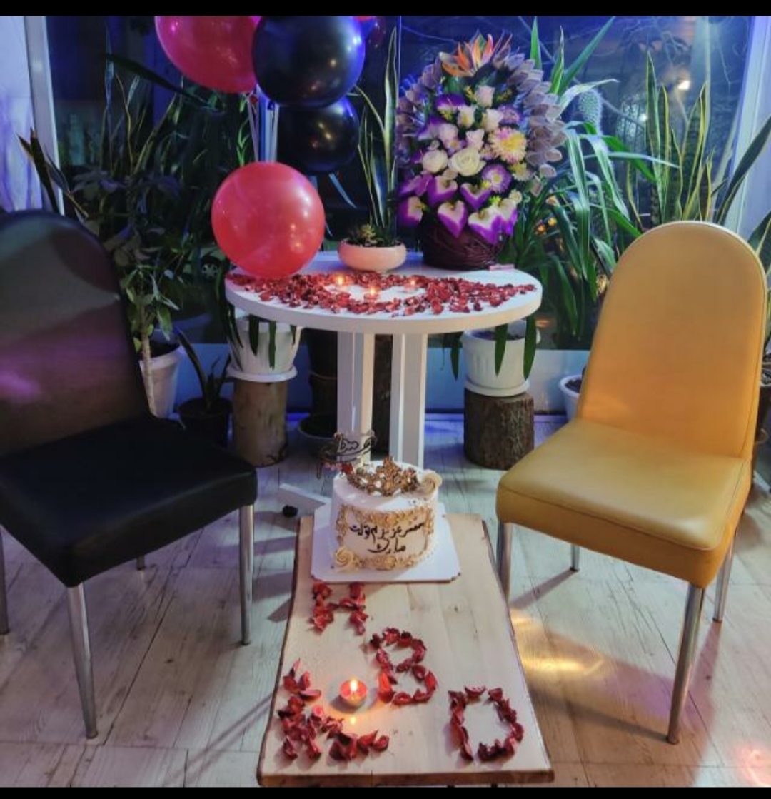 کافی شاپ دایی