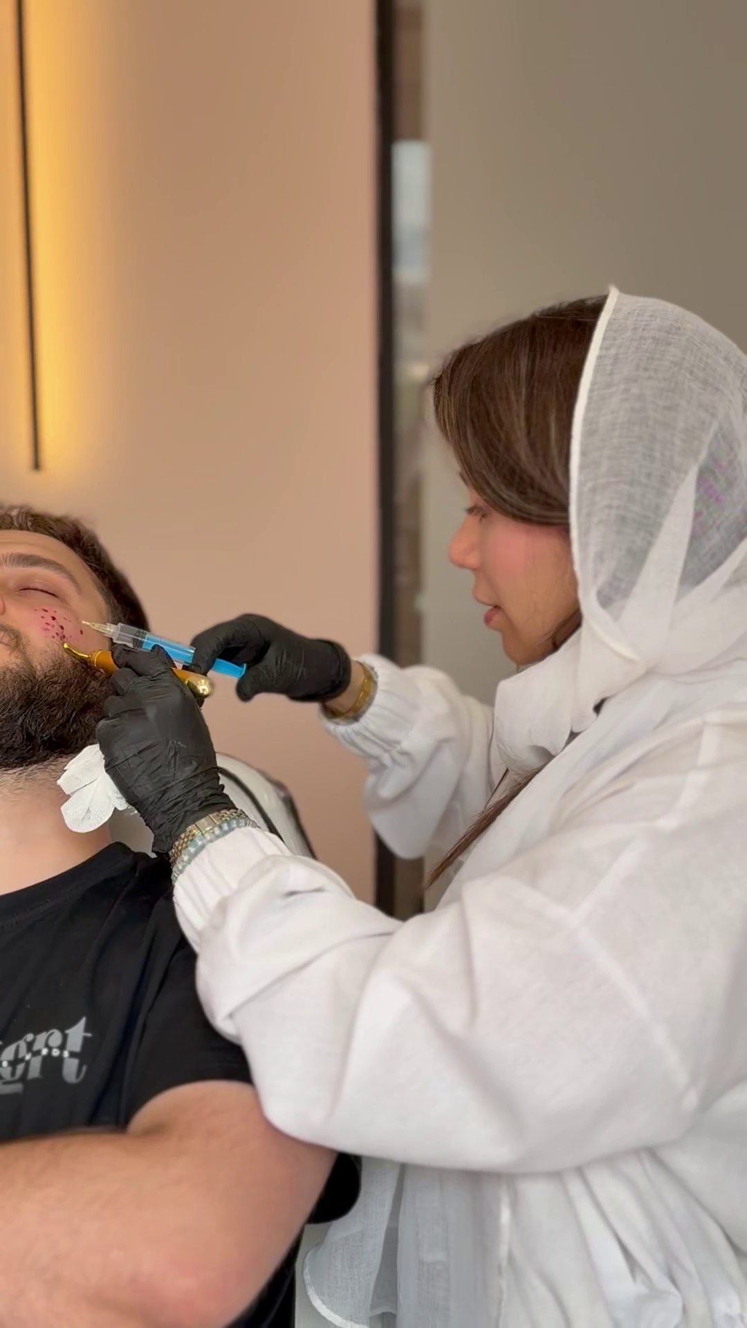 کلینیک زیبایی  و لاغری تخصصی میرای