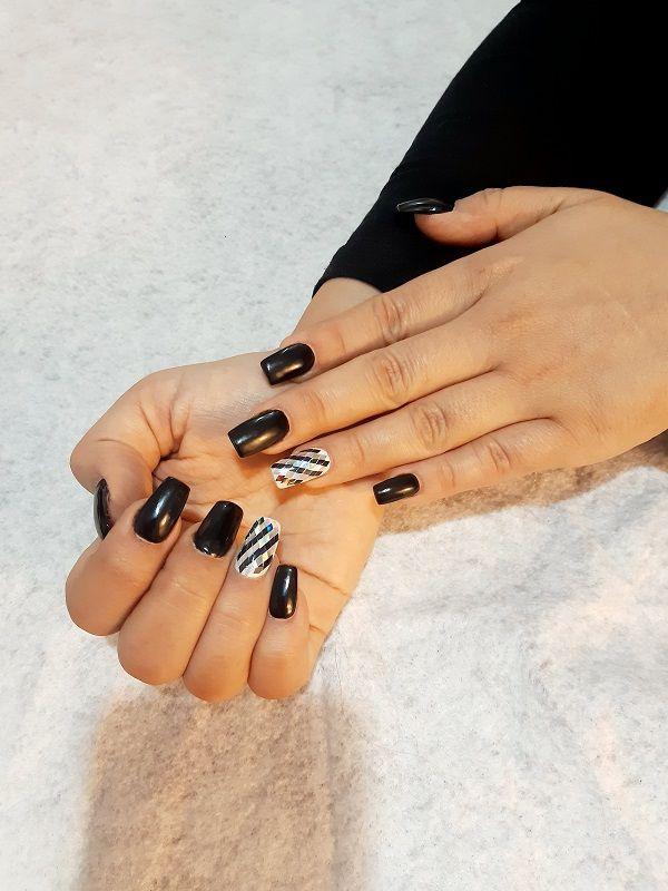 زیباکده سمانه