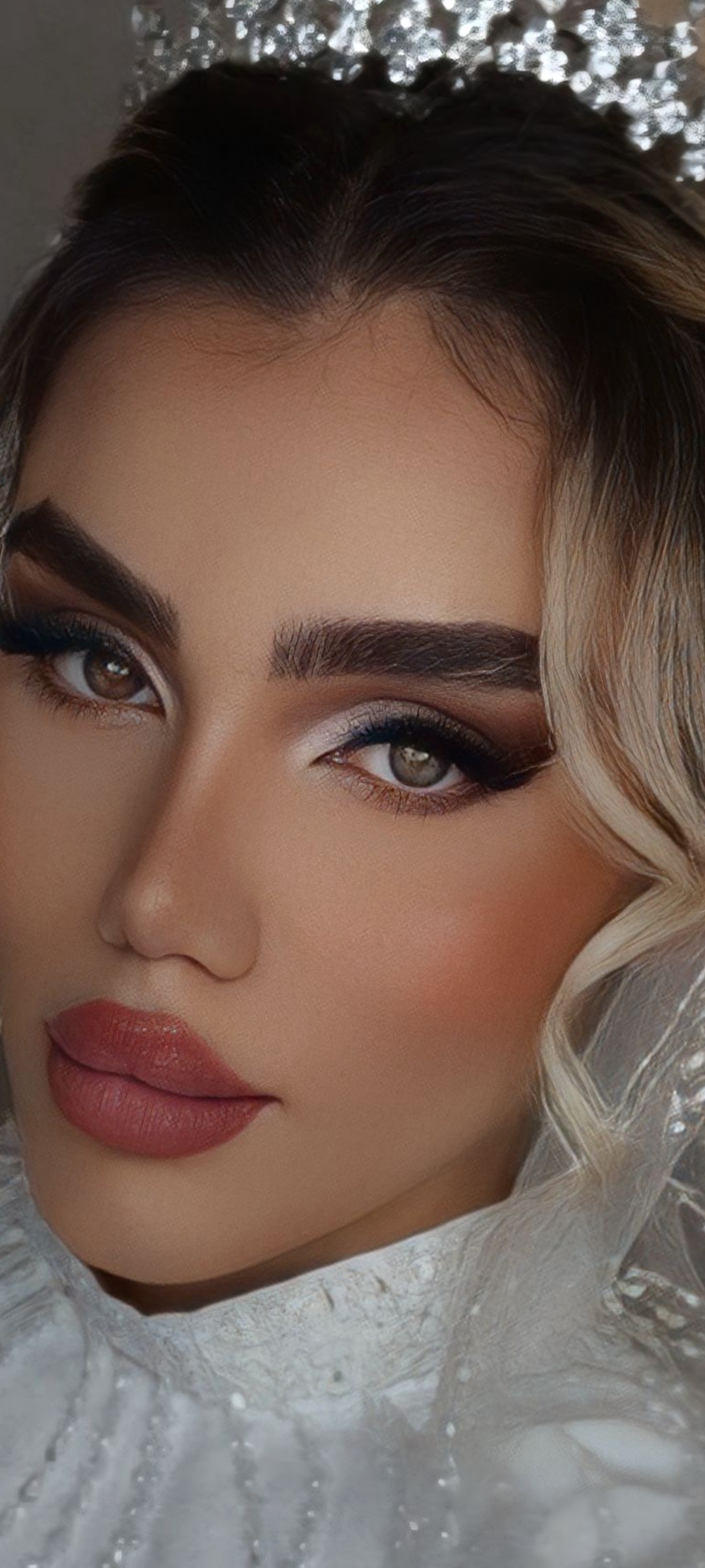 سالن زیبایی و عروس سرا فاطمه افسری