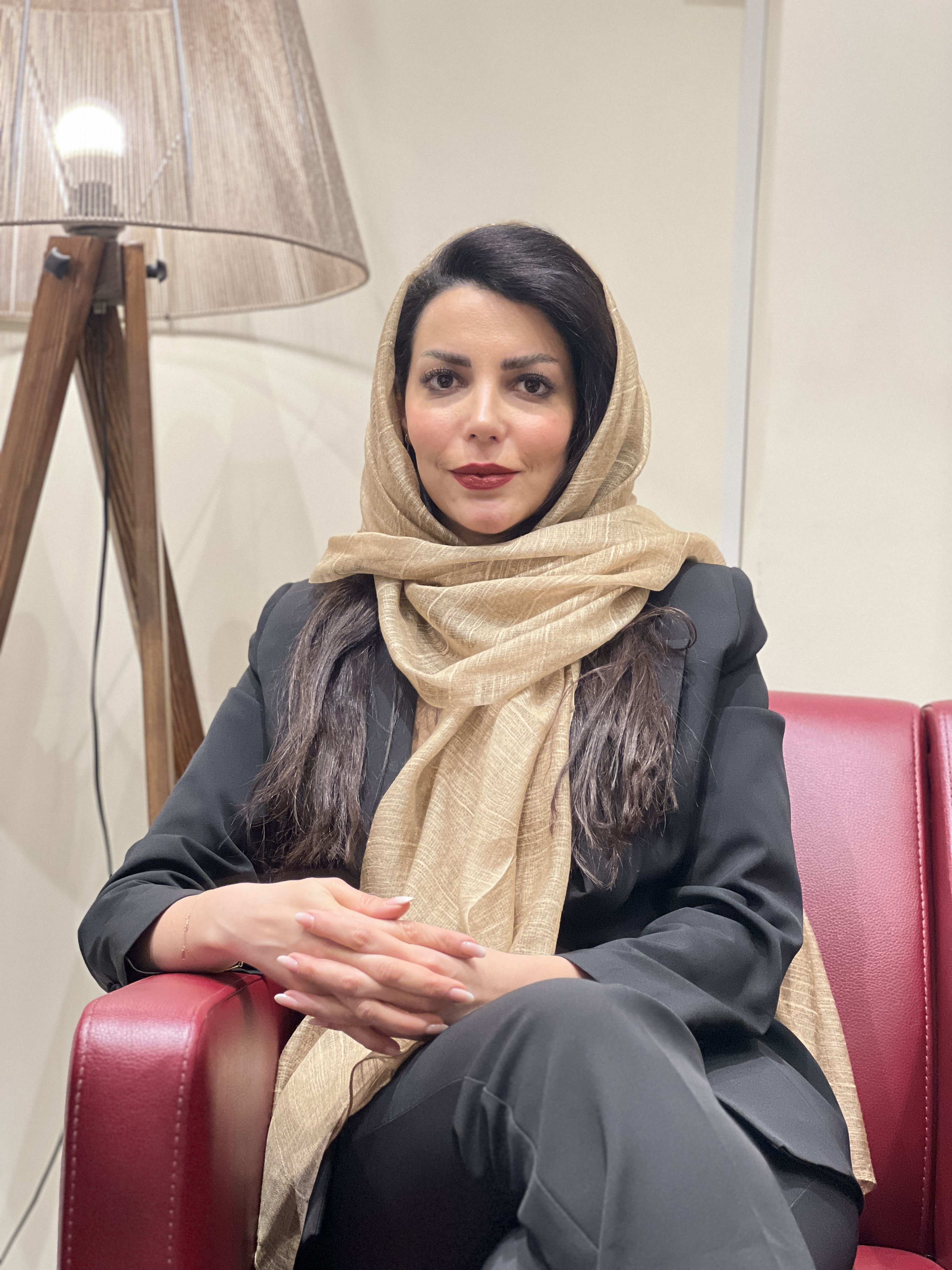 متخصص روانشناس بالینی آذین نوین