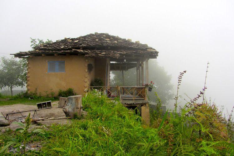 اقامتگاه بومگردی لُوتِگ