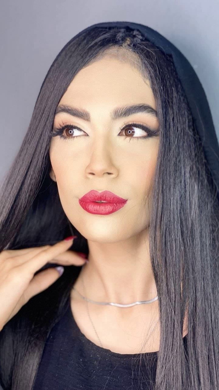 میکاپ آرتیست شیدا نژد