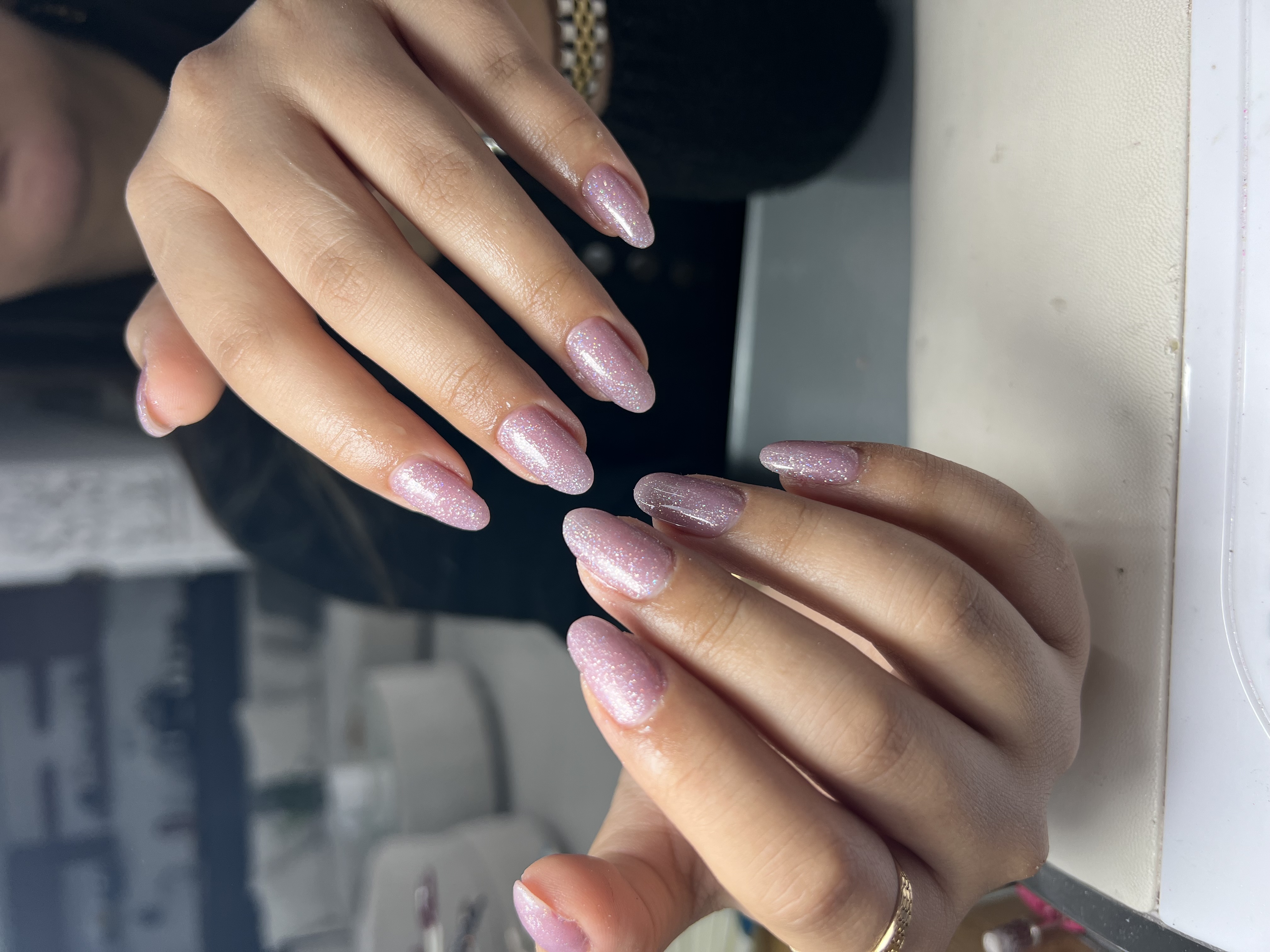 خدمات تخصصی ناخن نسترن