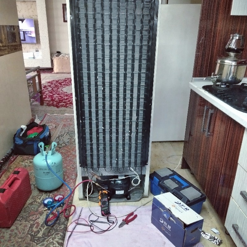 تعمیرات تخصصی انواع یخچال ساید لباسشوی مقدم