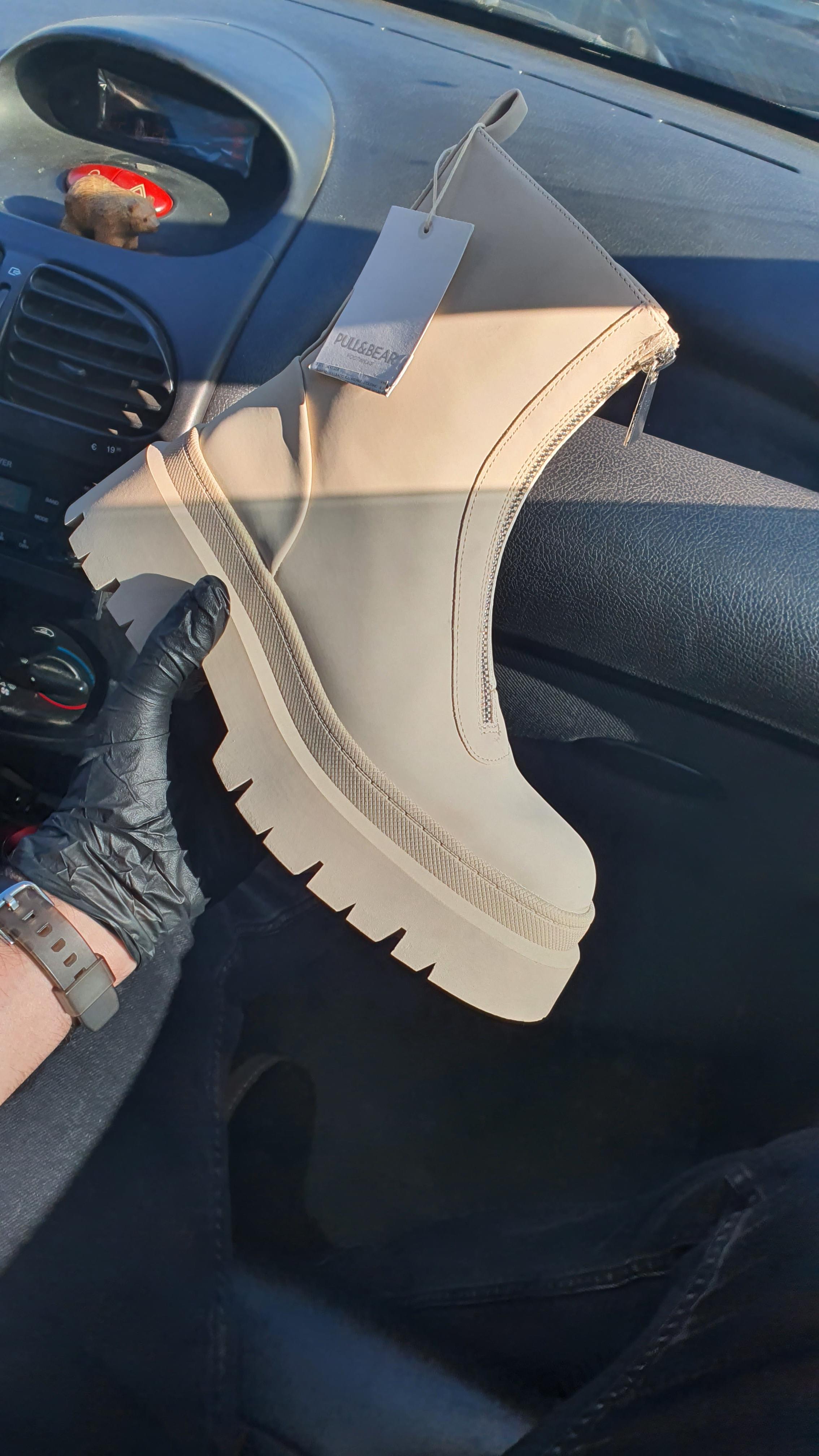 گالری فرآهو  faraho gallery