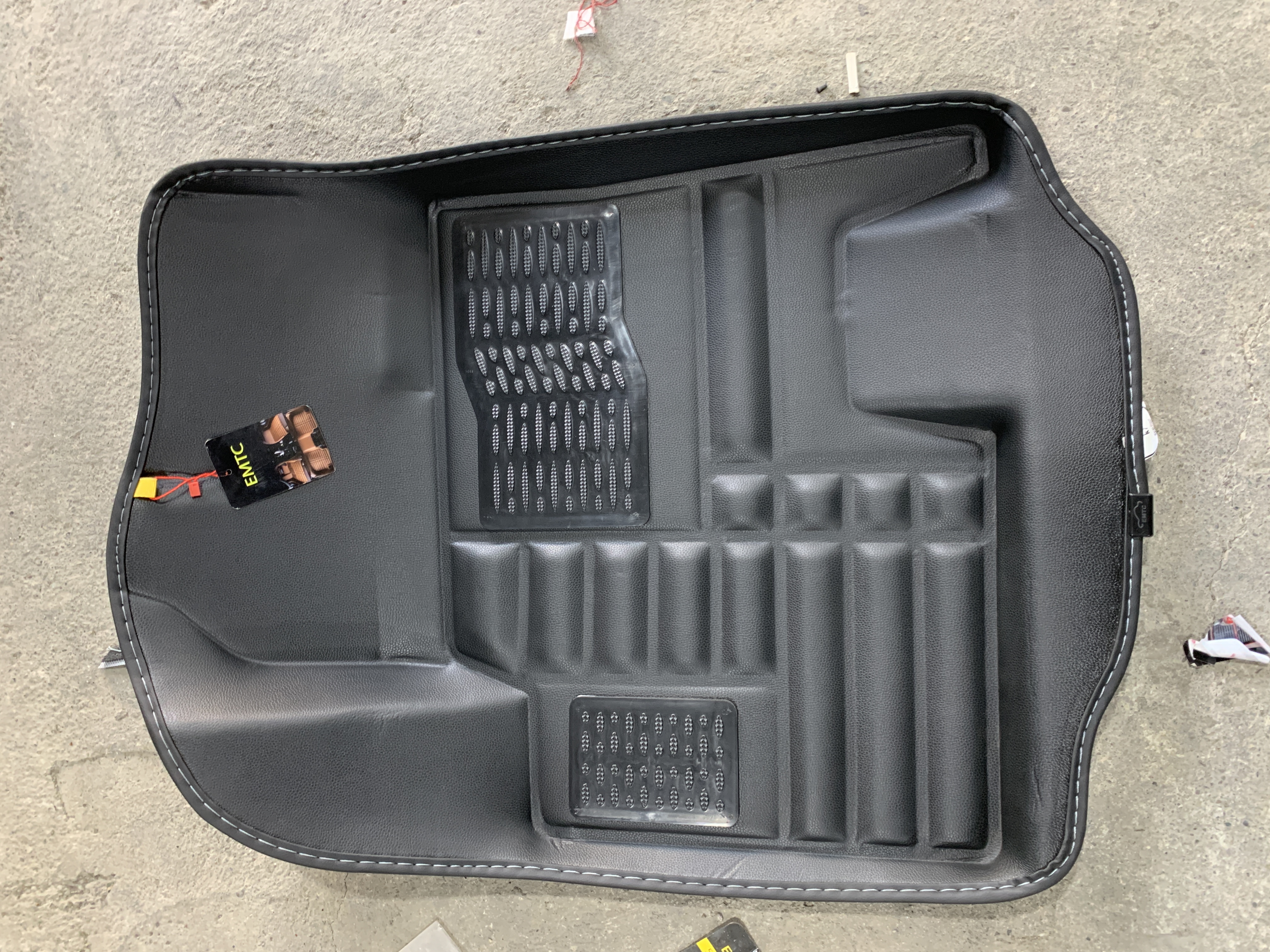 مستر کفپوش خدمات تخصصی کفپوش خودرو