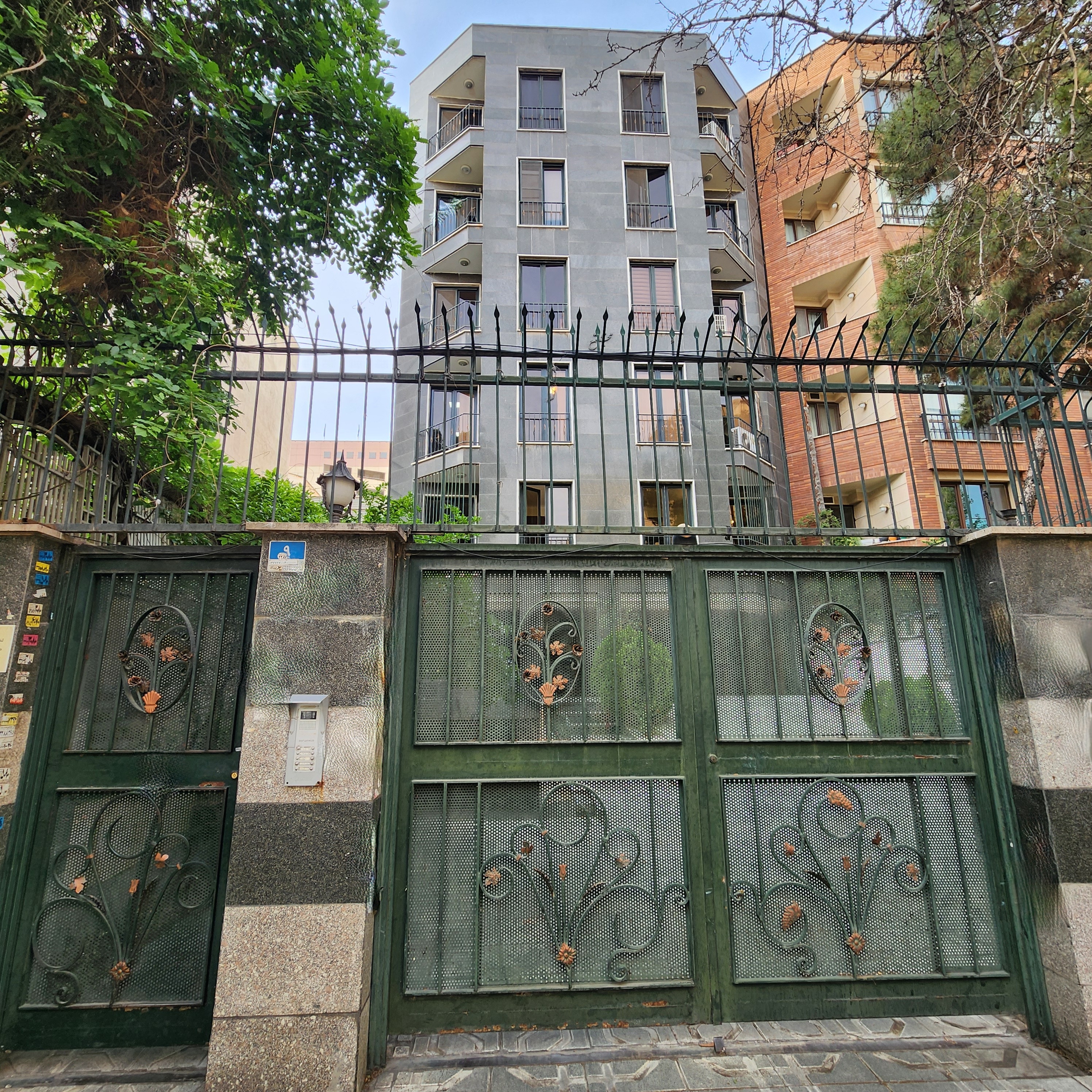 تیم تخصصی زنان سپیده مساعدی