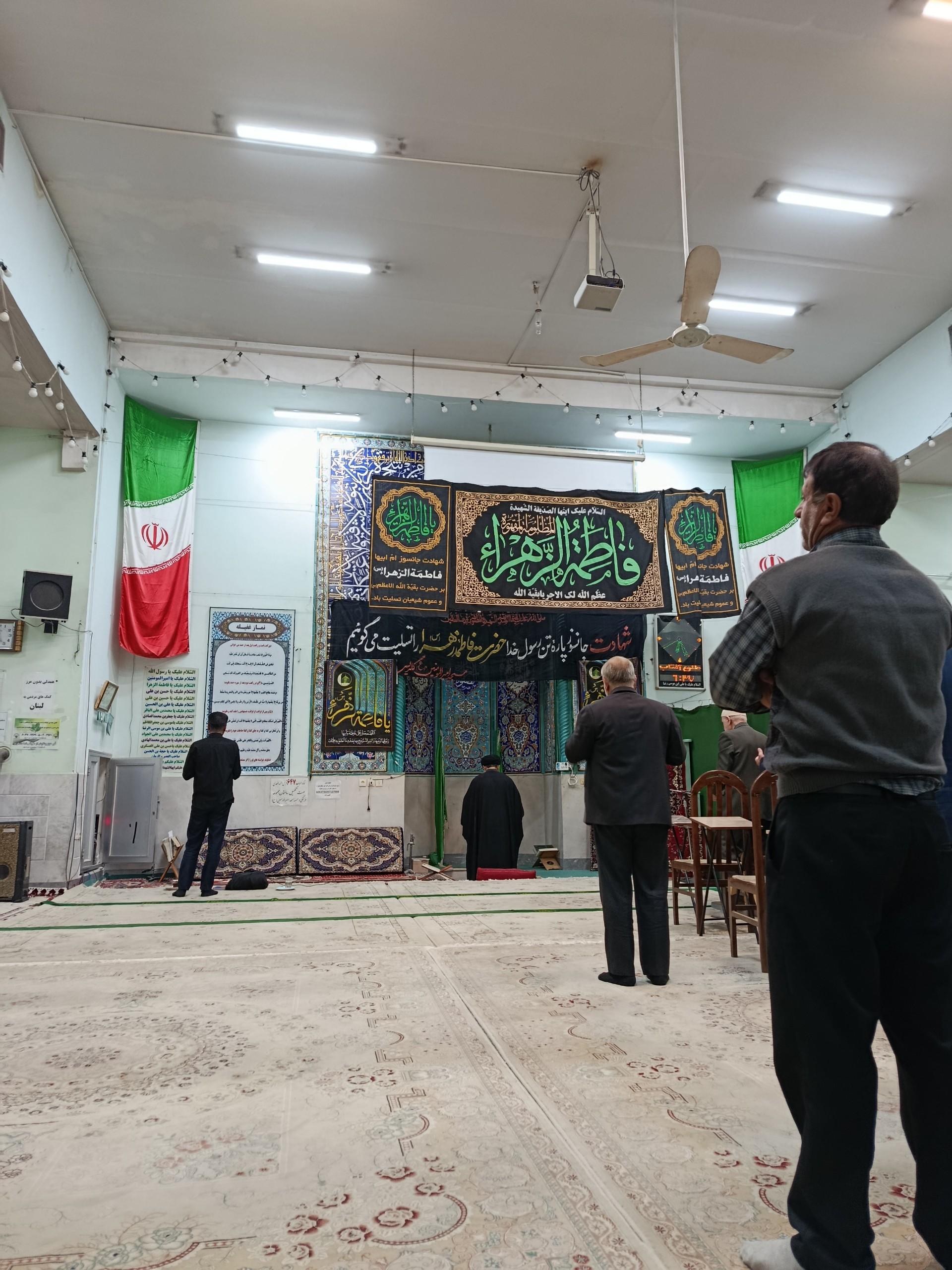 مسجد و حسینیه حسین ابن علی