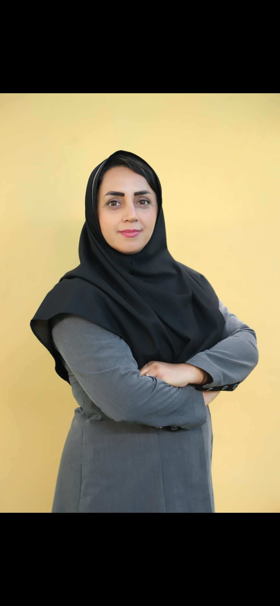 آموزگار مقطع ابتدایی آراوند