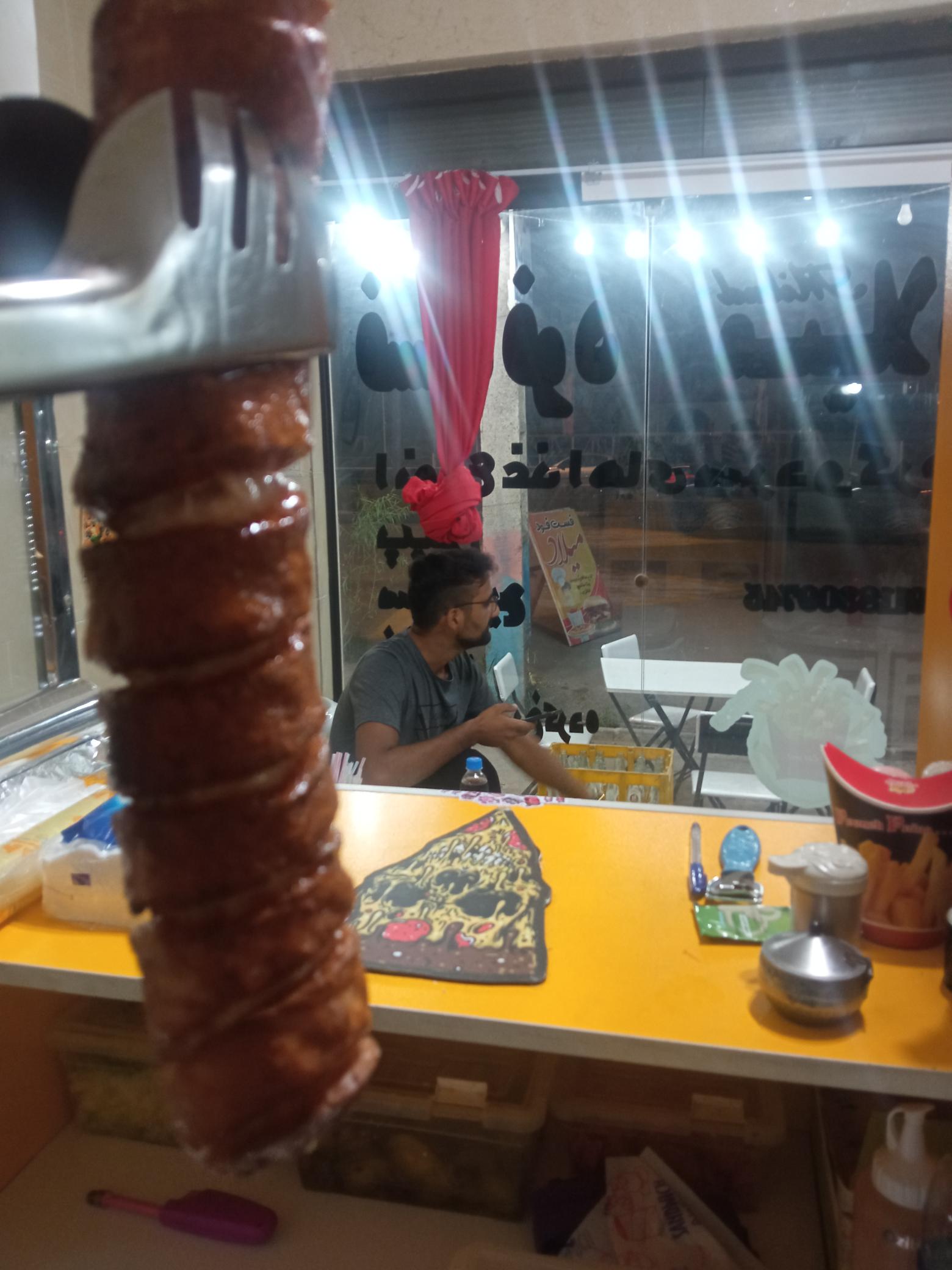 فست فود میلاد