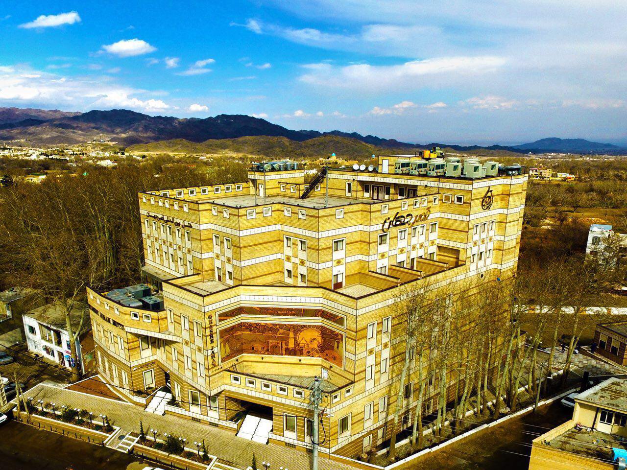 هتل قصر جهان