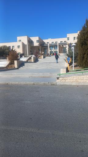 دانشکده علوم پایه