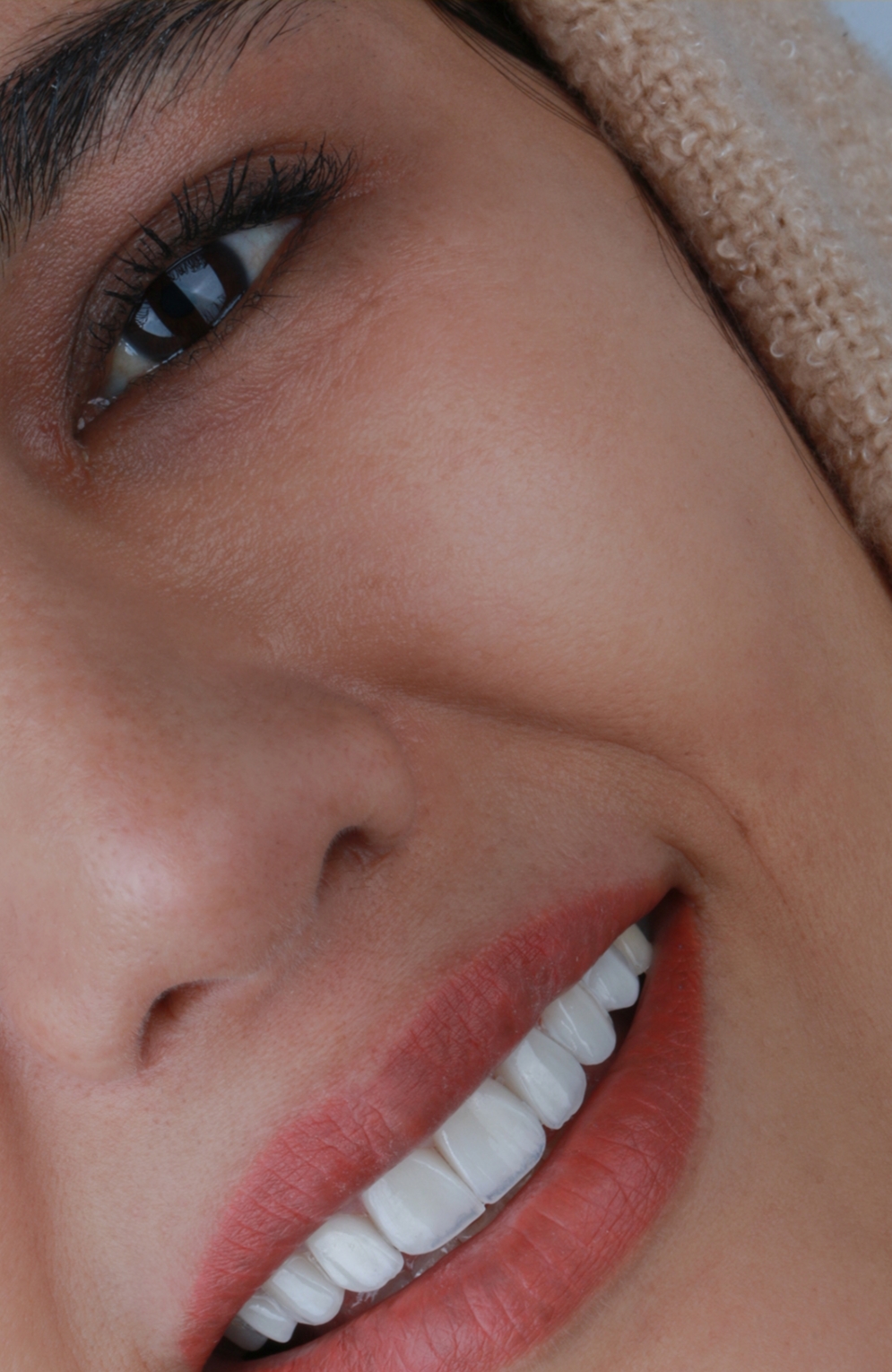 دکترای پروتزهای دندانی اکبری