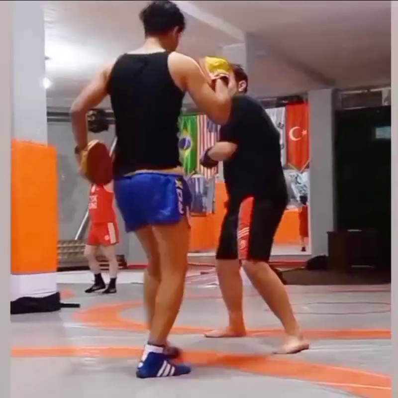 آموزش دفاع شخصی فردیس