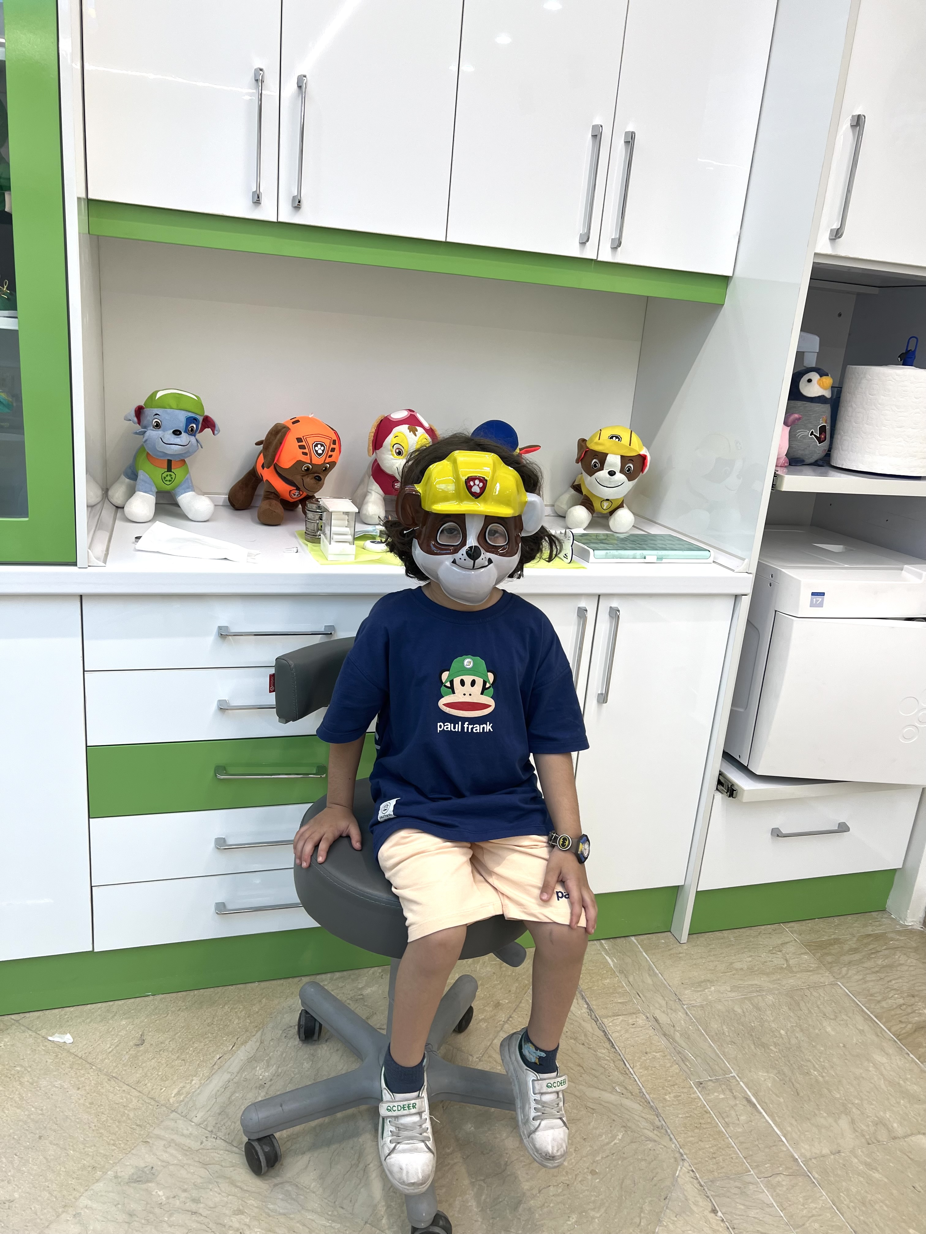 متخصص دندانپزشکی کودکان دکتر لطفیان