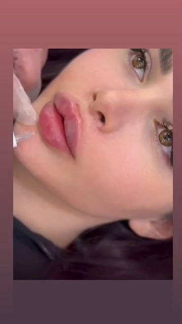 کلینیک زیبایی و فیشال ویونا سلامت